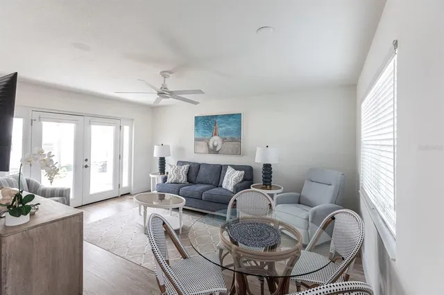 $7,470 | 6020 Midnight Pass Road, Unit 5, Sarasota, FL 34242