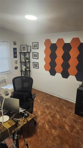 $1,800 | 14 Cedar Street, Unit 14, Hollywood, FL 33023