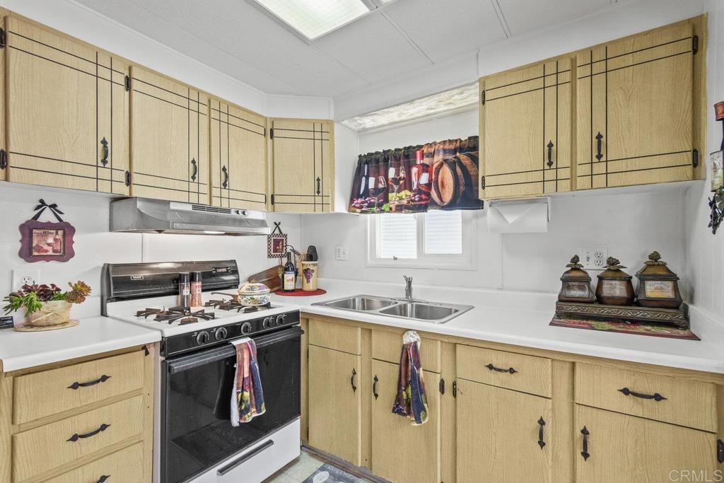 1925 Otay Lakes Road, Unit 150 Chula Vista, CA 91913 - Photo 13 of 34