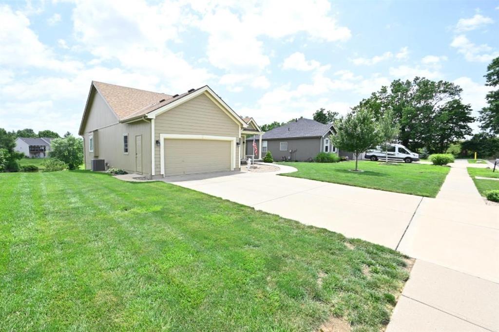 3000 Maple Farm Road Platte City, MO 64079 - Photo 4 of 47