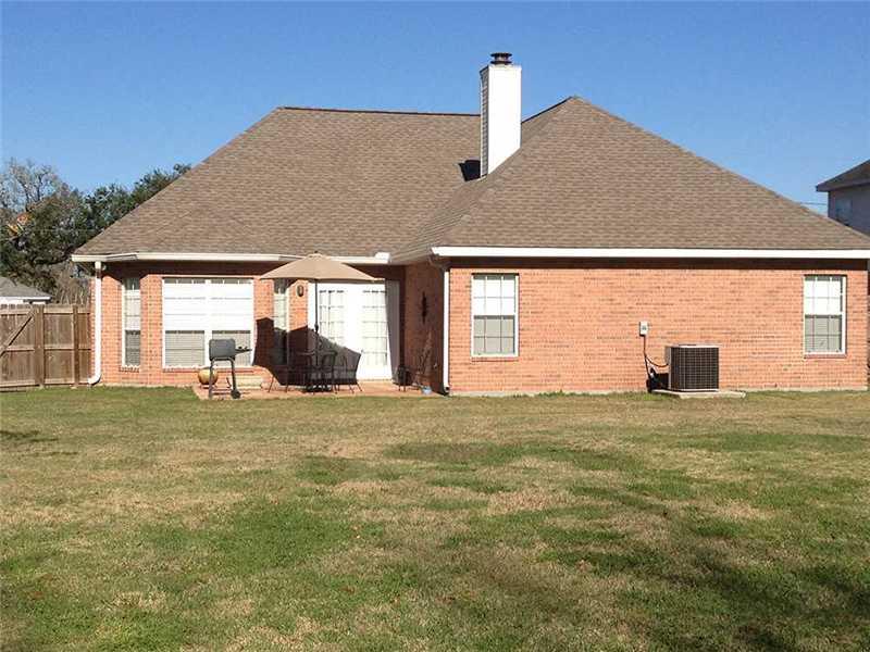 425 Oak Road Belle Chasse, LA 70037 - Photo 2 of 19 Gallery Image 2