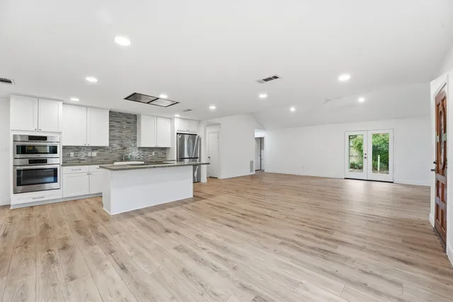 $485,000 | 1 Green Blade, The Woodlands, TX 77380