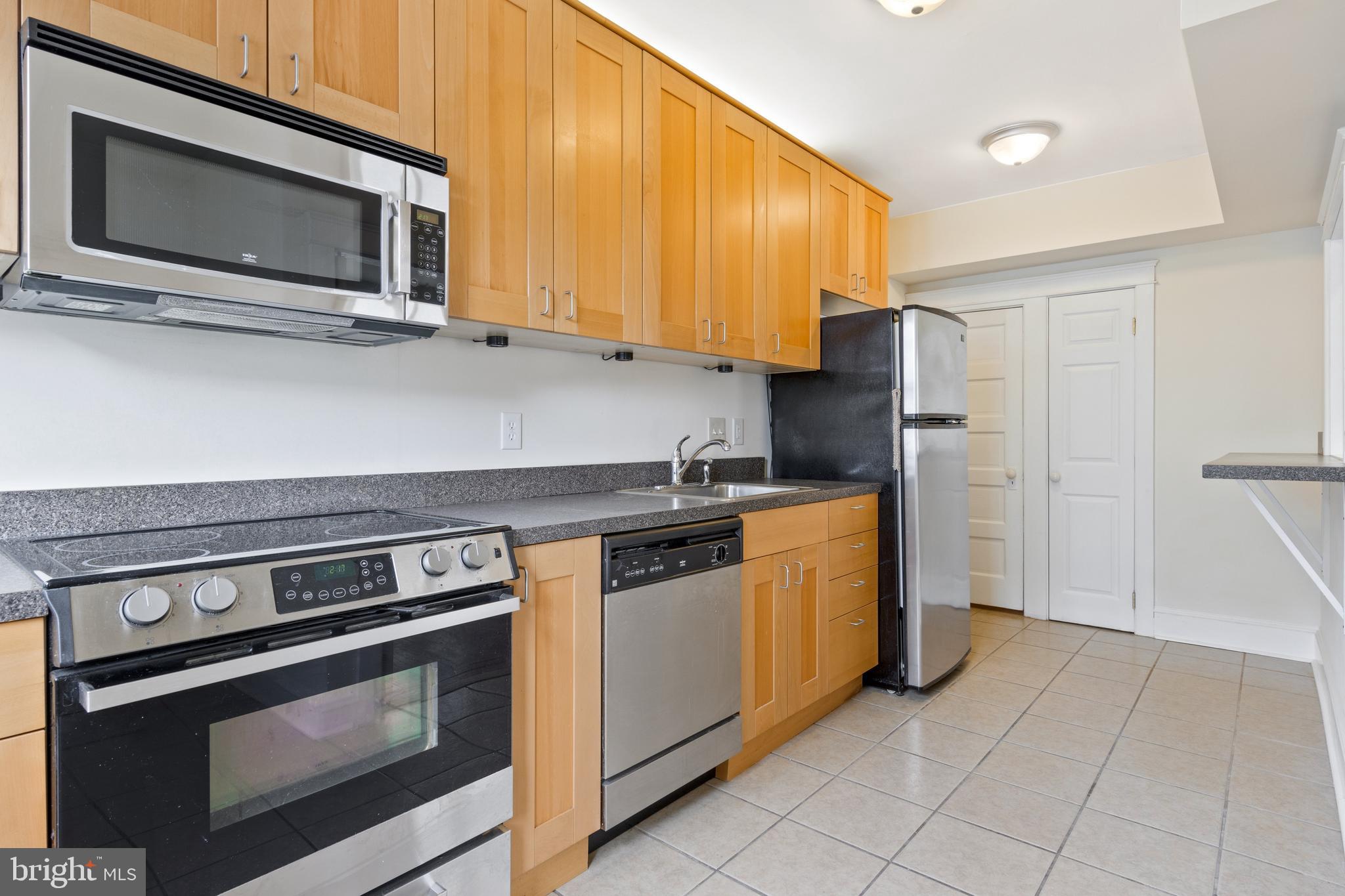 114 Ashby Road Upper Darby, PA 19082 - Photo 15 of 24