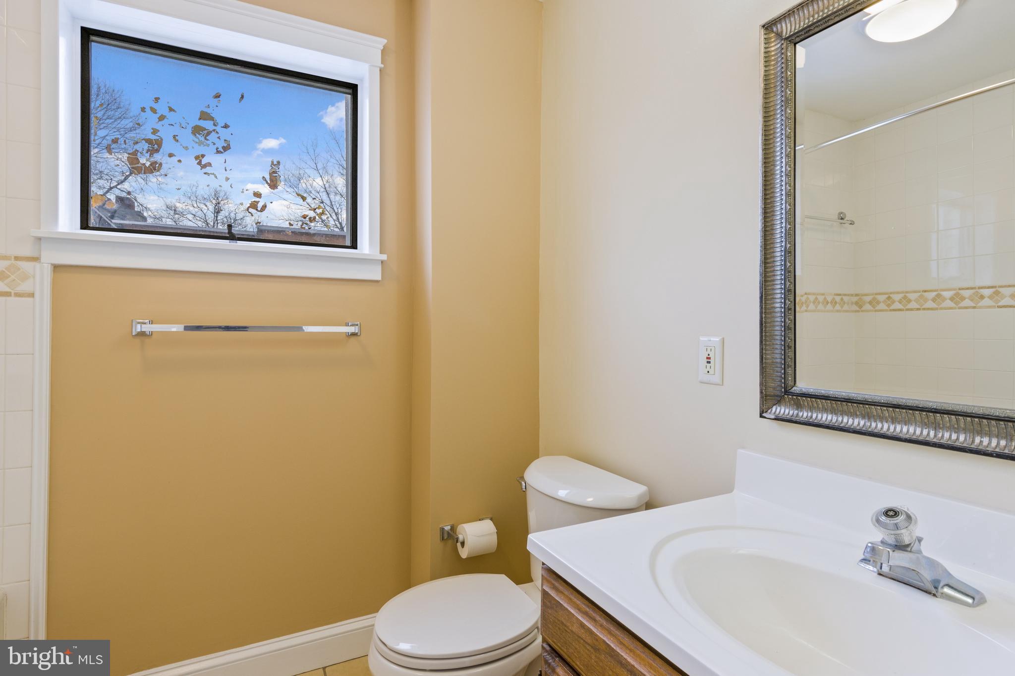 114 Ashby Road Upper Darby, PA 19082 - Photo 19 of 24