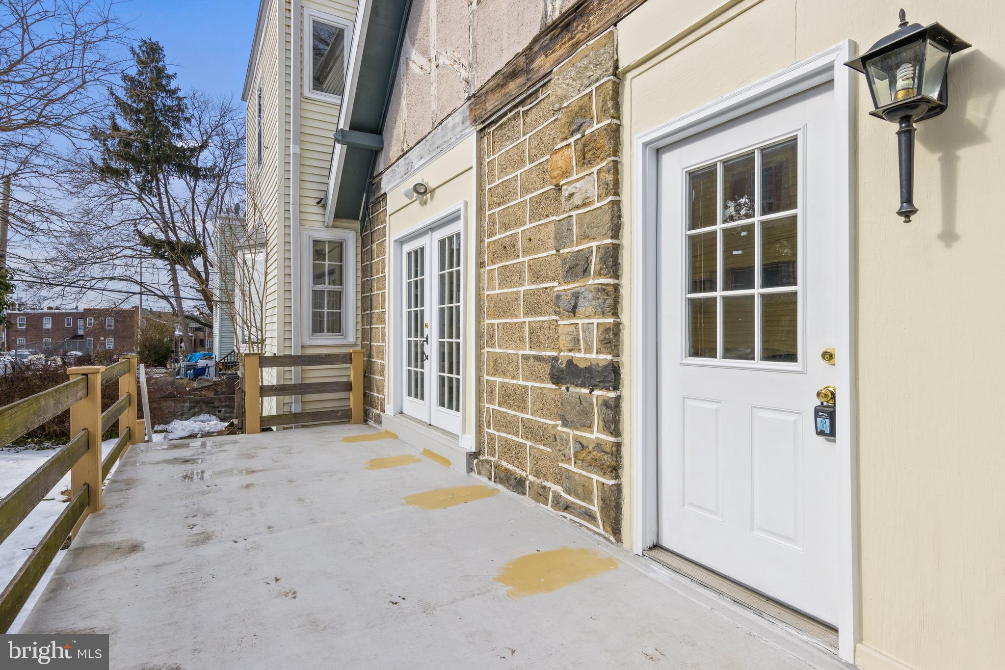 114 Ashby Road Upper Darby, PA 19082 - Photo 3 of 24