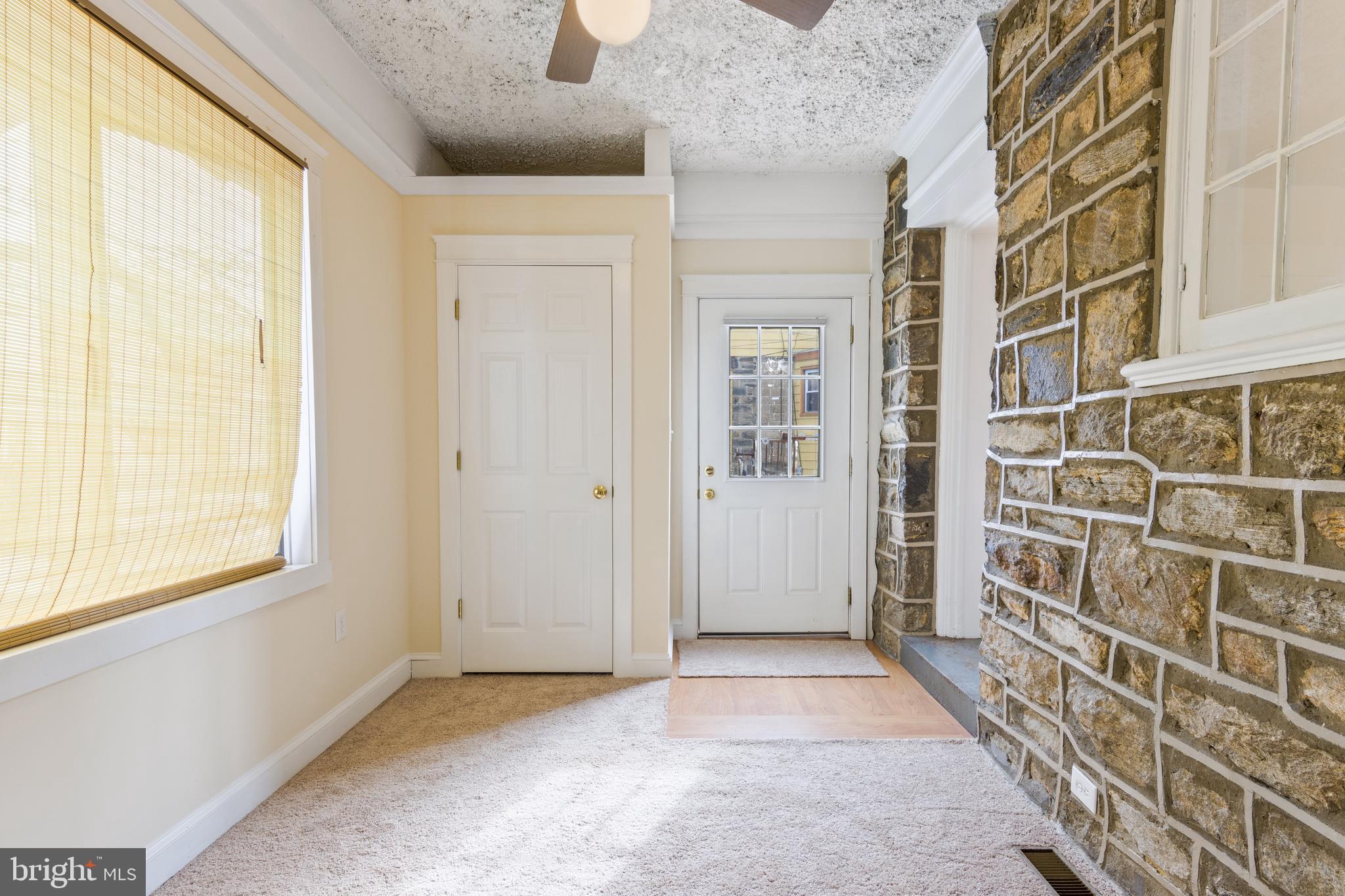 114 Ashby Road Upper Darby, PA 19082 - Photo 4 of 24