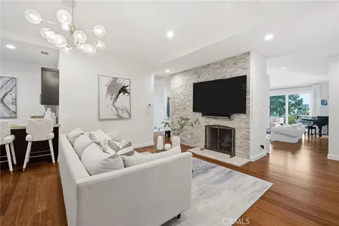$4,590,000 | 900 Vía Nogales, Palos Verdes Estates, CA 90274