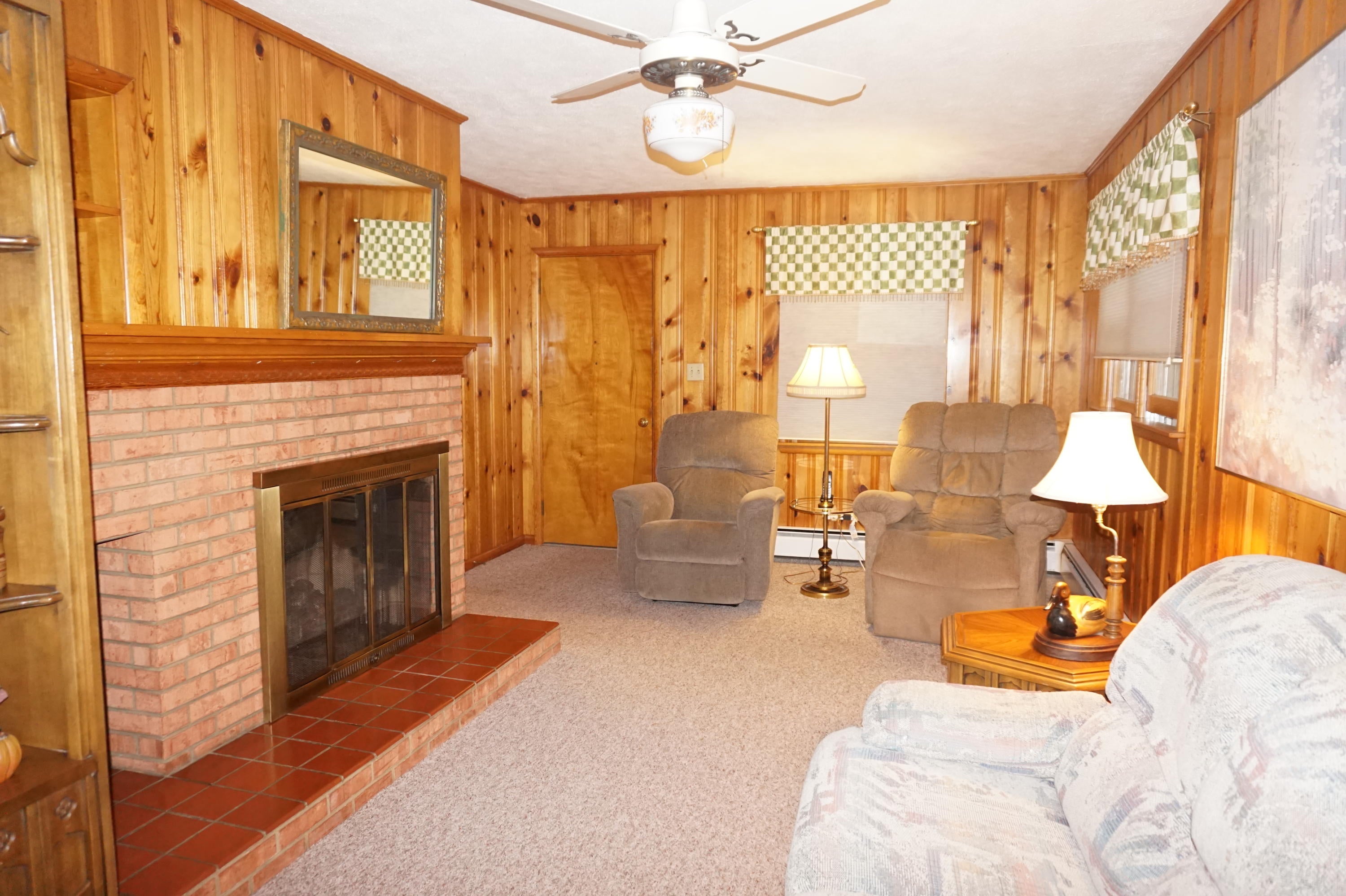 445 Rowan Road White Sulphur Springs, WV 24986 - Photo 13 of 27 Gallery Image 13