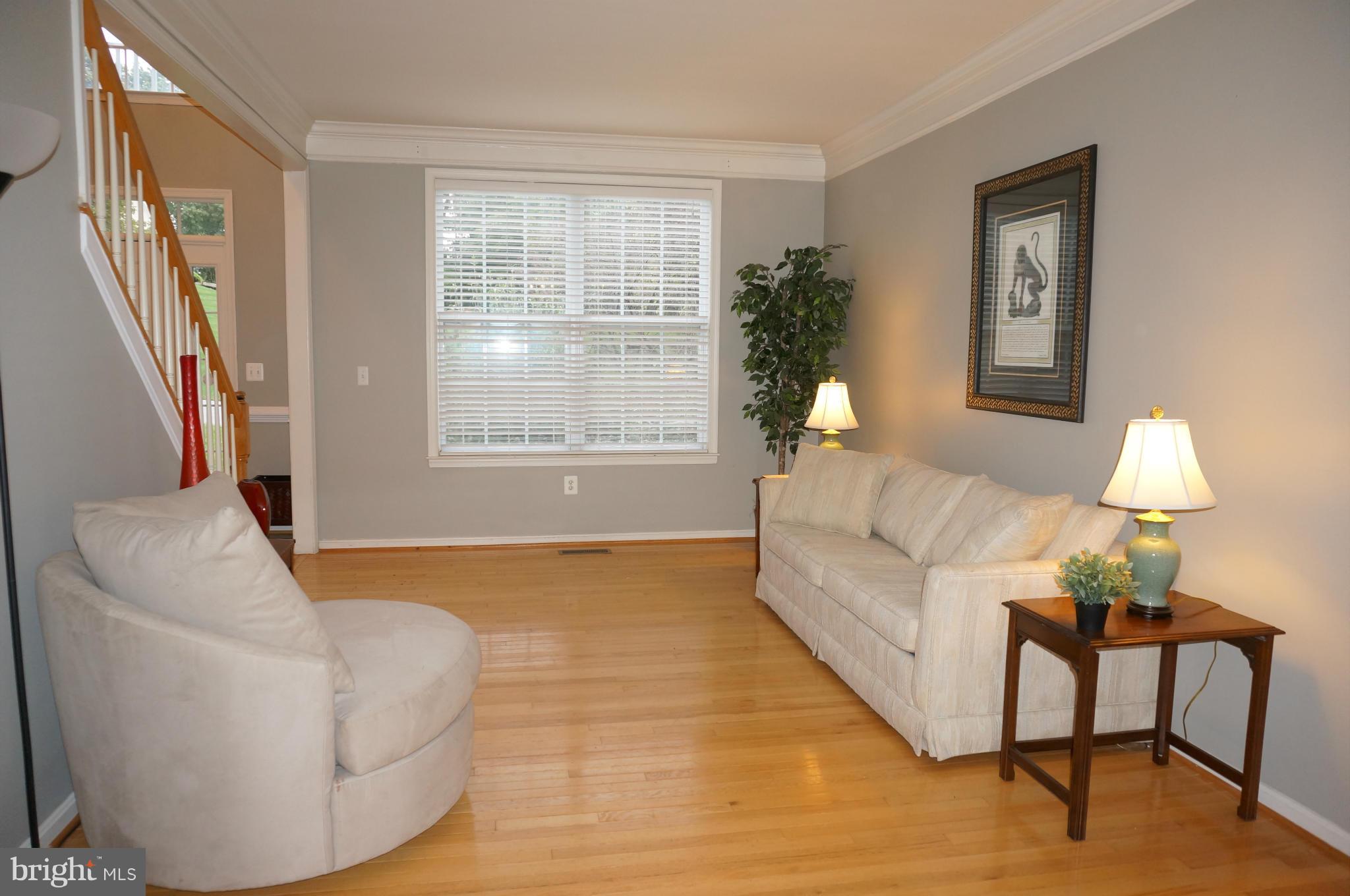 15090 Frederick Road Woodbine, MD 21797 - Photo 8 of 30 Living Room