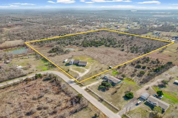 $755,000 | 537 Mesa Drive, Del Valle, TX 78617