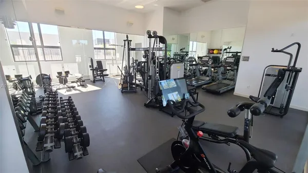 $11,000 | 1000 Venetian Way, Unit 1502, Miami Beach, FL 33139