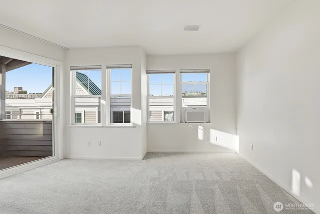 $3,650 | 619 Federal Avenue East, Unit A, Seattle, WA 98102