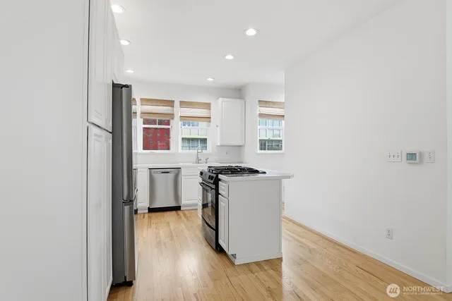 $3,650 | 619 Federal Avenue East, Unit A, Seattle, WA 98102