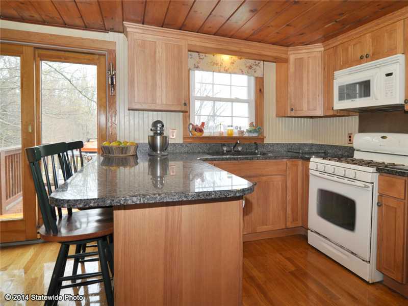 407 Rocky Hill Road Scituate, RI 02857 - Photo 8 of 25 Kitchen.