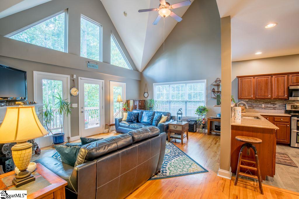 312 Plantation Point Anderson, SC 29625 - Photo 18 of 36 Gallery Image 18