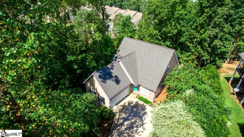 312 Plantation Point Anderson, SC 29625 - Photo 3 of 36 Gallery Image 3