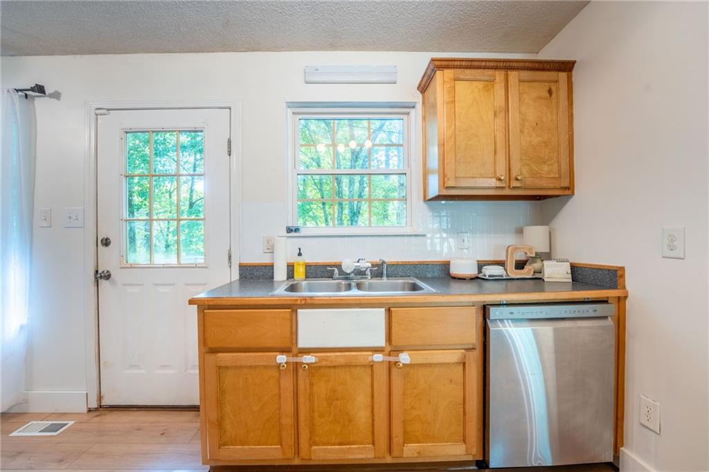950 Duck Thurmond Road Dawsonville, GA 30534 - Photo 16 of 48
