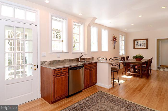 218 Wendover Road Baltimore, MD 21218 - Photo 21 of 22 Kitchen