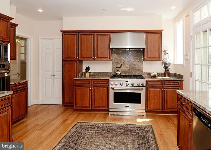 218 Wendover Road Baltimore, MD 21218 - Photo 6 of 22 Kitchen