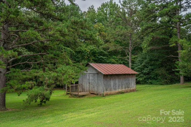 $550,000 | 3323 Sadler Road, Alexis, NC 28006