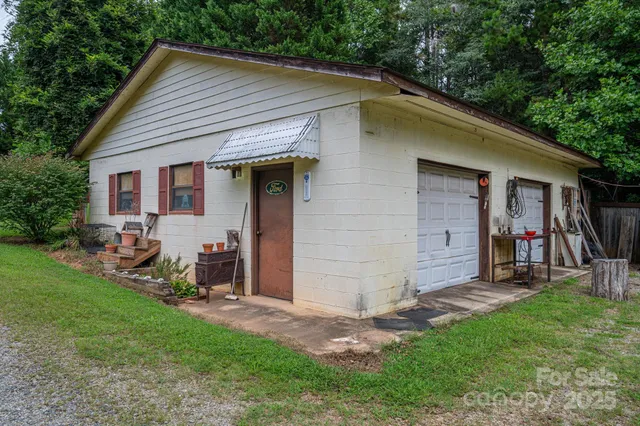 $550,000 | 3323 Sadler Road, Alexis, NC 28006