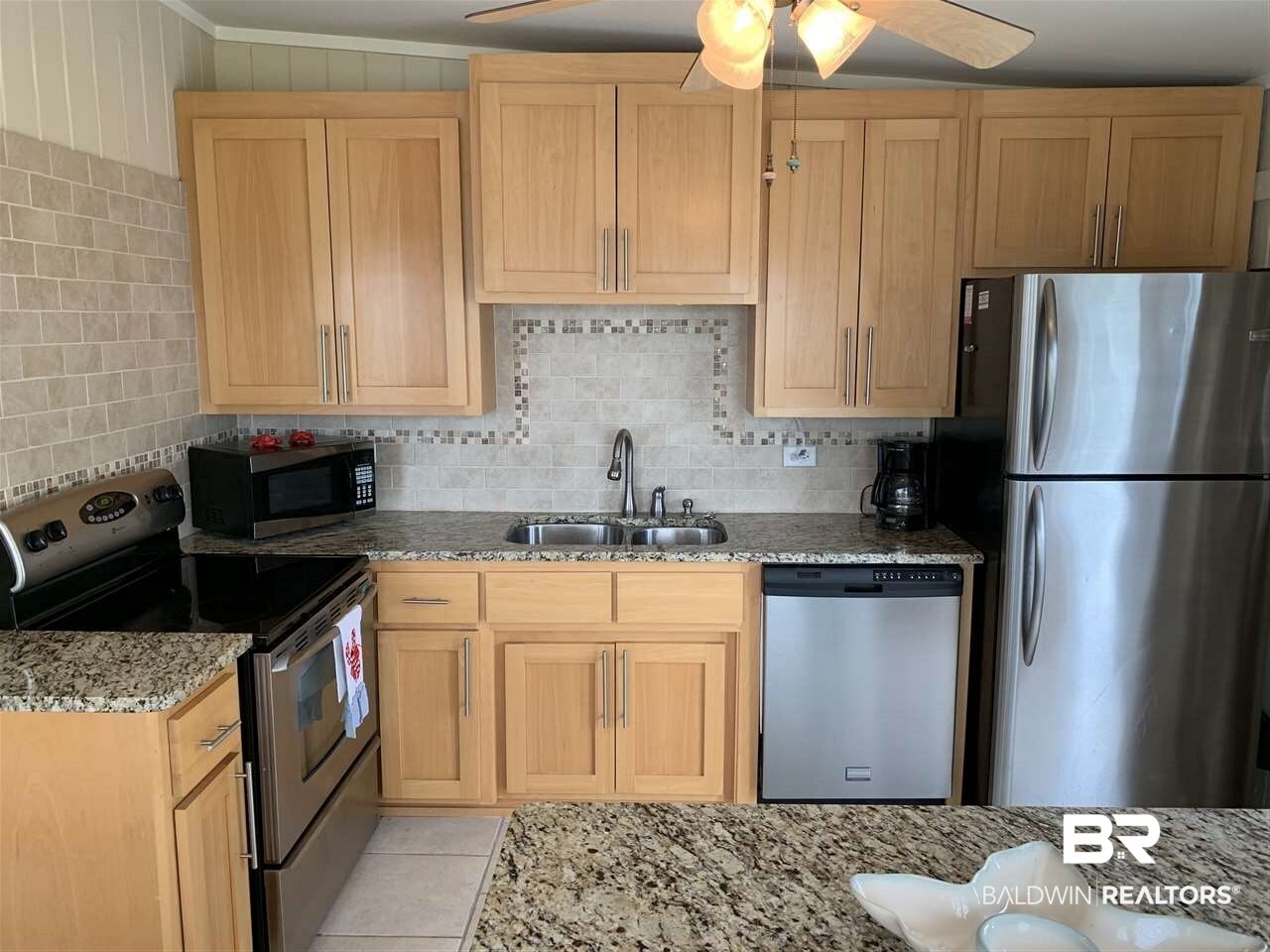 3792 Jubilee Point Road Orange Beach, AL 36561 - Photo 12 of 49 Kitchen