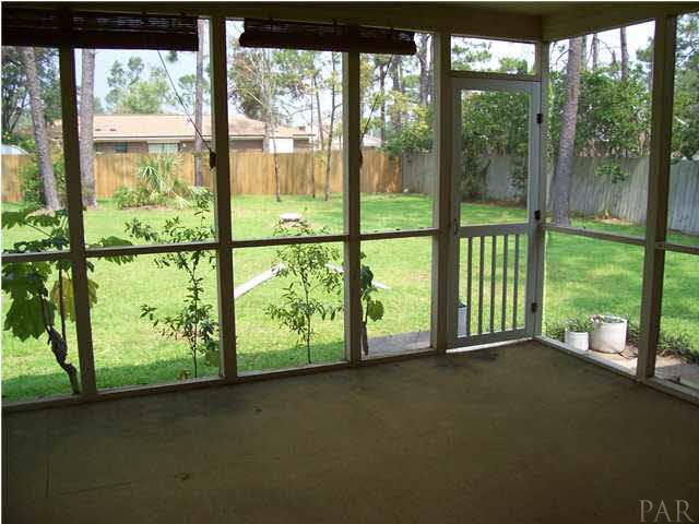 5485 Flax Road Pensacola, FL 32504 - Photo 6 of 6 Screened Backporch