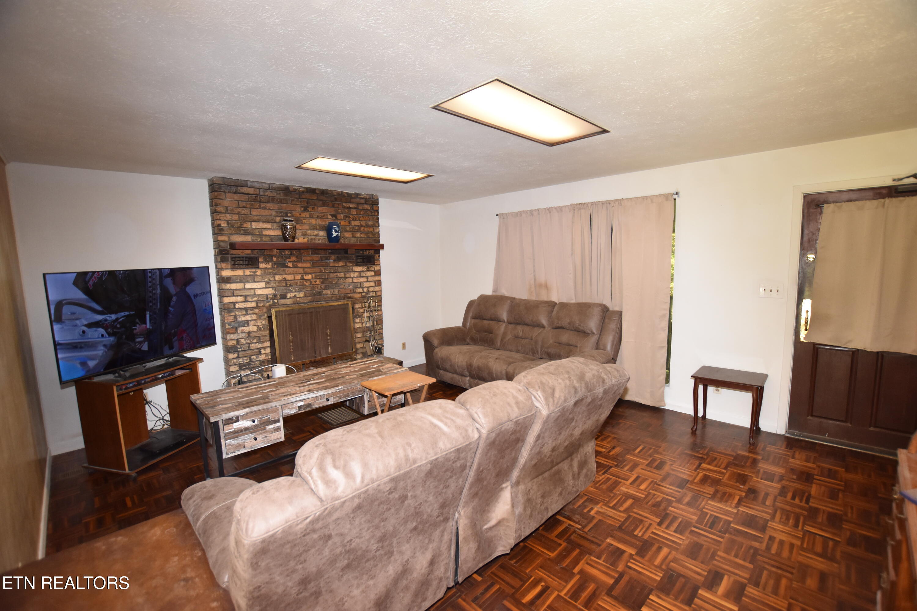 6814 Texas Valley Road Knoxville, TN 37938 - Photo 5 of 24 DSC_0118