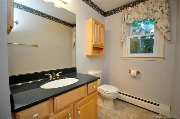 $2,500 | 109 Quarry Brook Drive, South Windsor, CT 06074