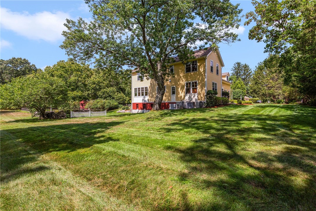 611 Fletcher Road North Kingstown, RI 02852 - Photo 3 of 9 Gallery Image 3