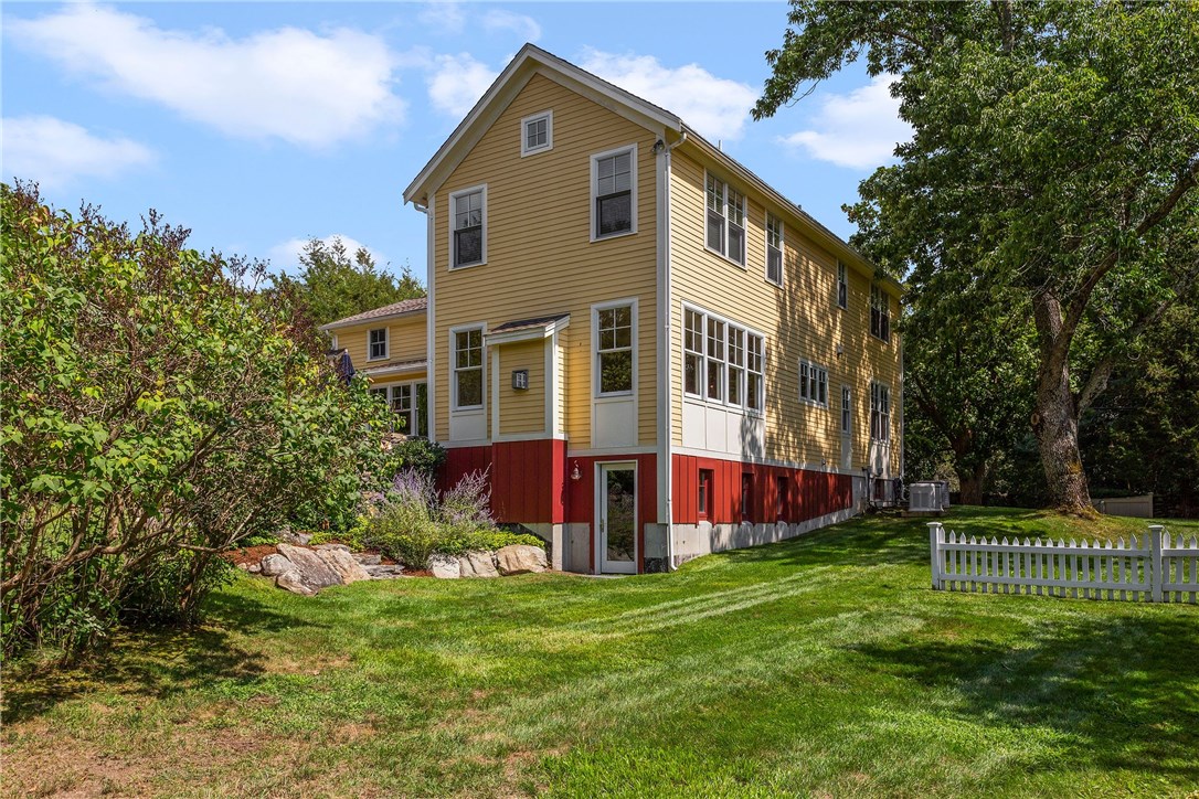 611 Fletcher Road North Kingstown, RI 02852 - Photo 4 of 9 Gallery Image 4