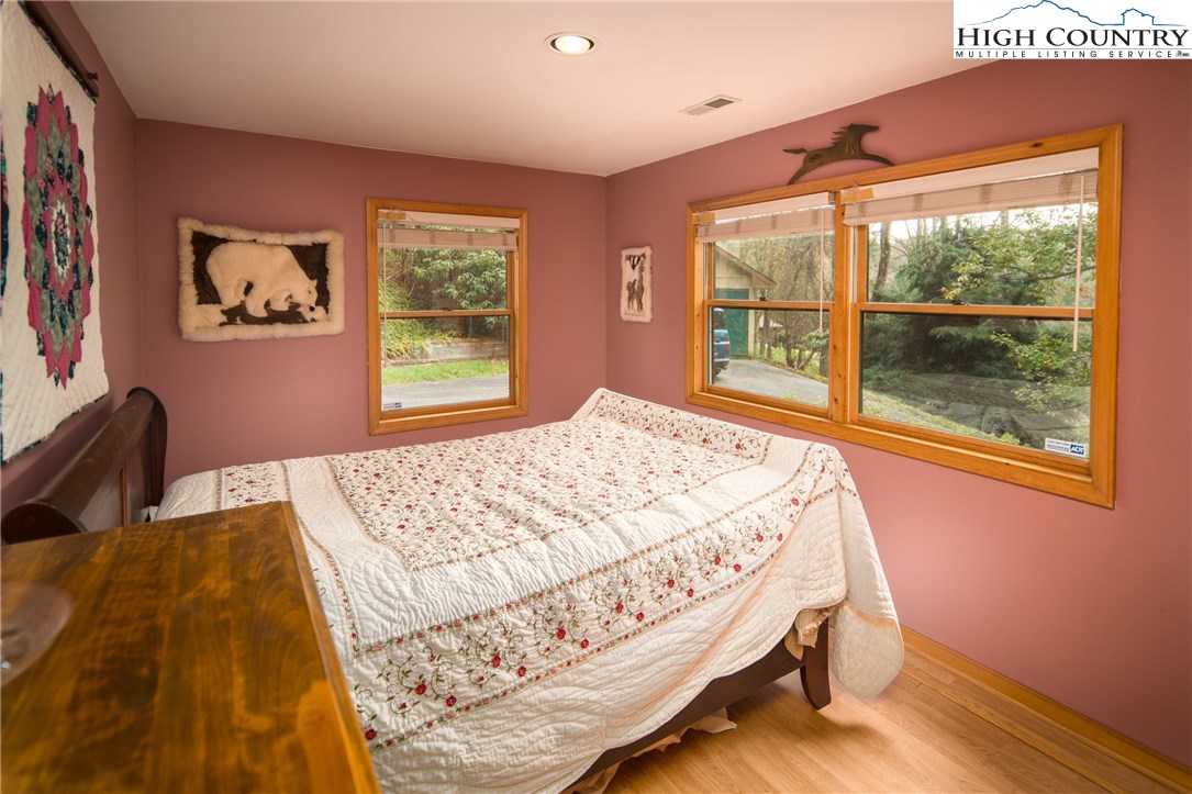 227 Coventry Lane Boone, NC 28607 - Photo 12 of 26 Gallery Image 12