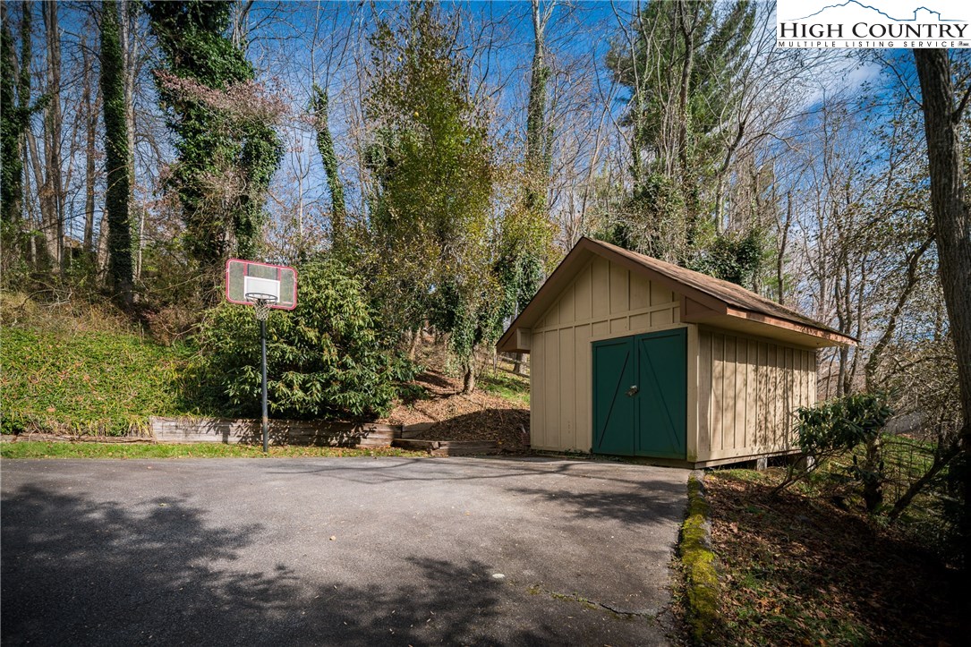 227 Coventry Lane Boone, NC 28607 - Photo 22 of 26 Gallery Image 22