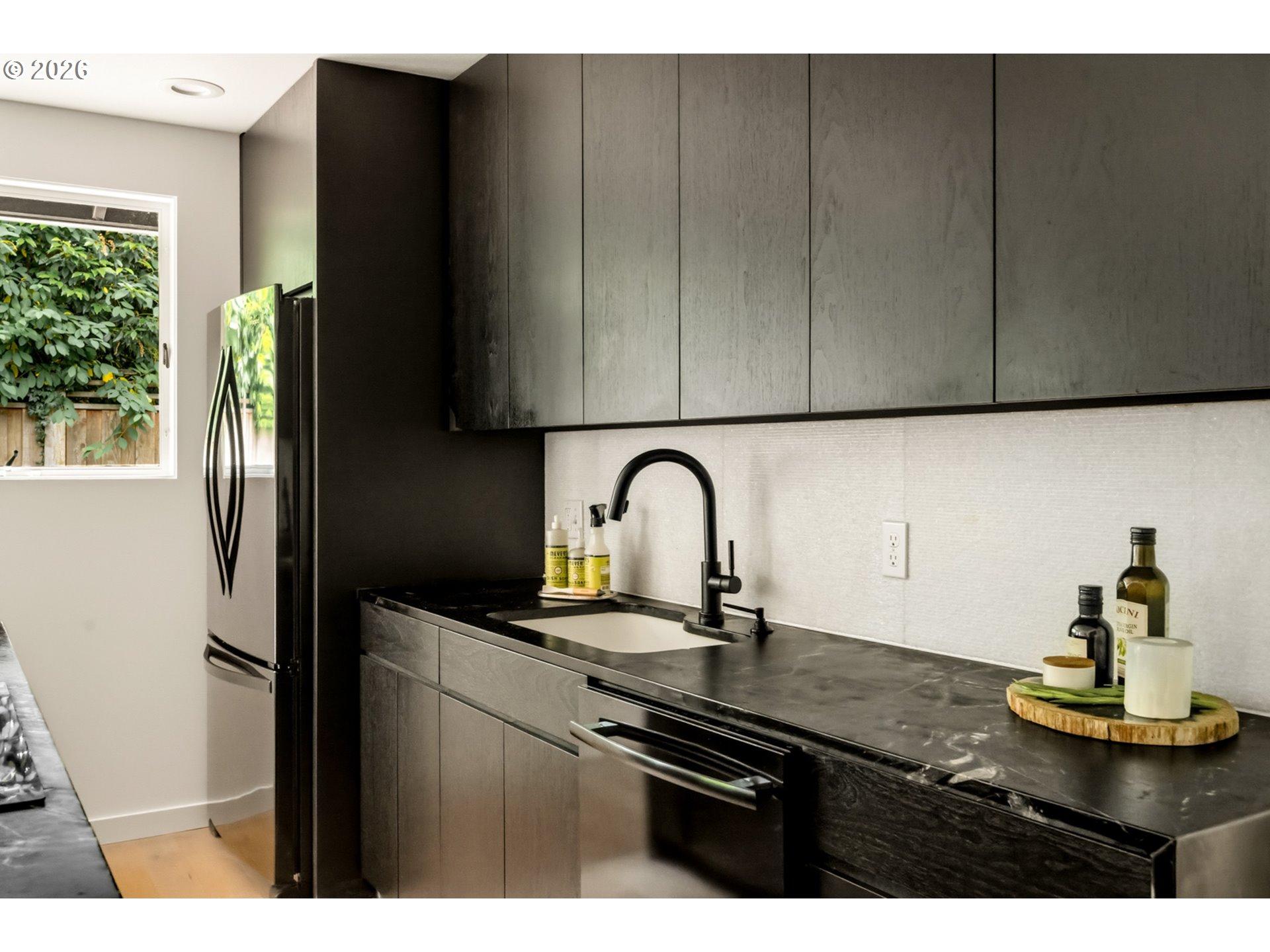 6832 Southwest Raleighwood Way Portland, OR 97225 - Photo 17 of 46 Gallery Image 17