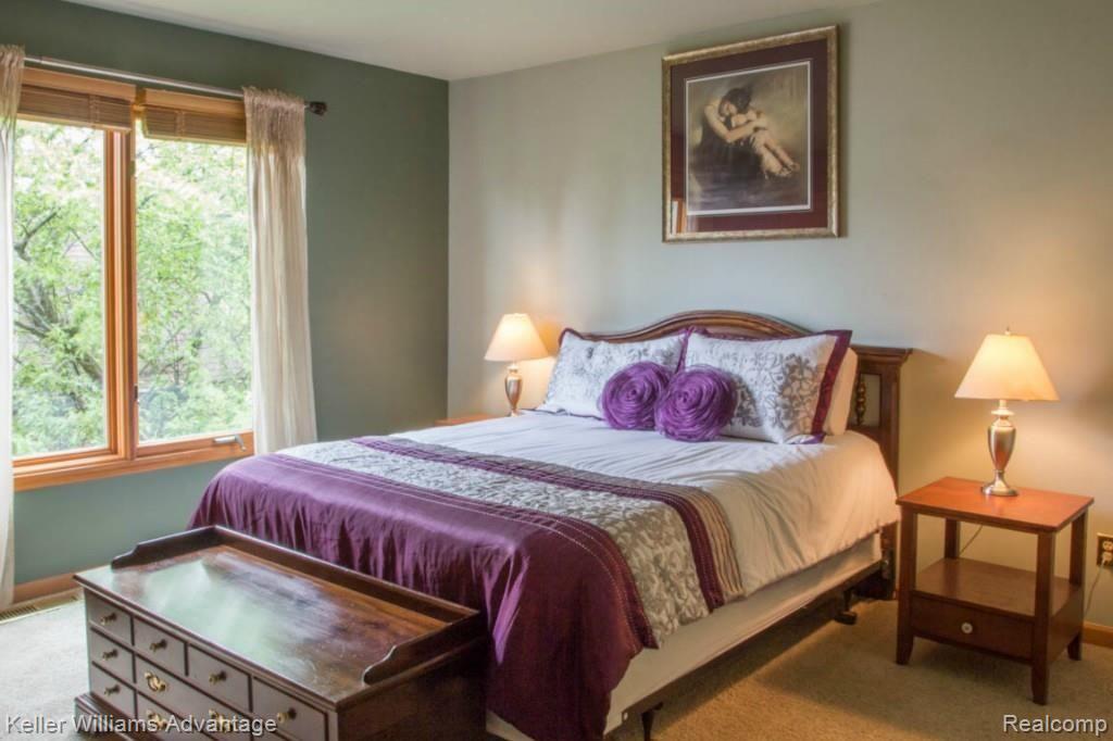 31118 Country Ridge Circle Farmington Hills, MI 48331 - Photo 18 of 41