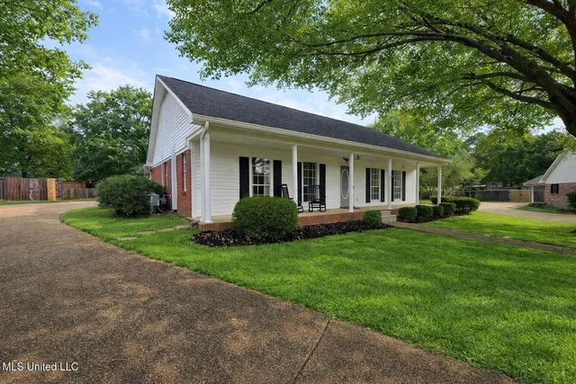 $315,000 | 717 Wildberry Pointe, Madison, MS 39110