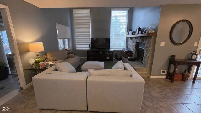 $275,000 | 876 Woodcross Court, Avon, IN 46123