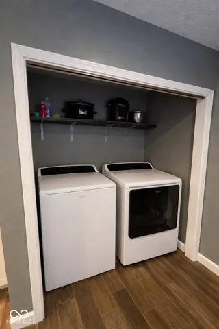 $275,000 | 876 Woodcross Court, Avon, IN 46123