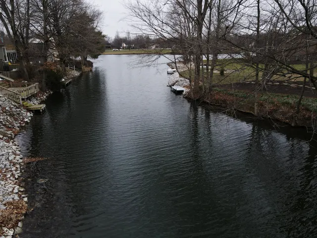 $275,000 | 876 Woodcross Court, Avon, IN 46123