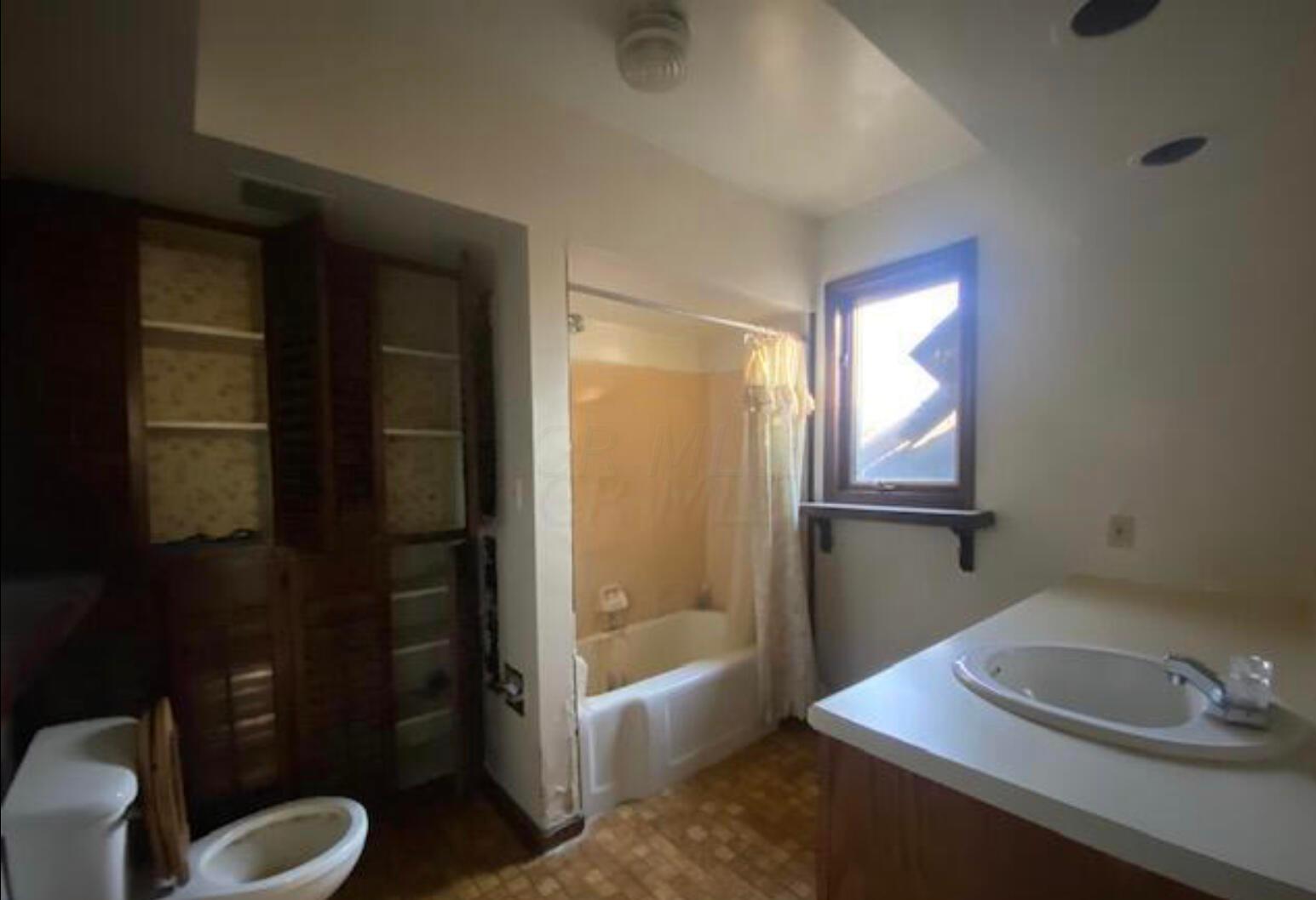 5847 Taylor Road Gahanna, OH 43230 - Photo 15 of 17 IMG_8534