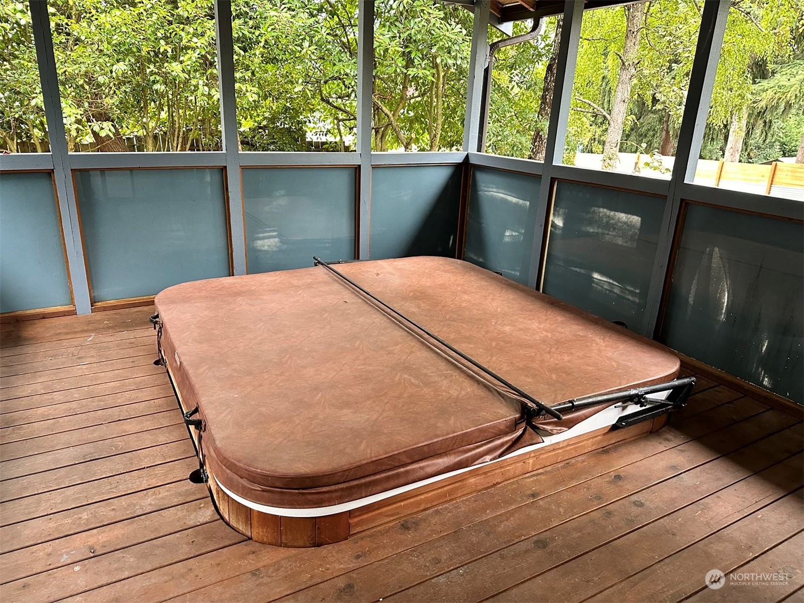 2606 Southwest 340th Place Federal Way, WA 98023 - Photo 20 of 28 a bed sitting in a bedroom next to a window