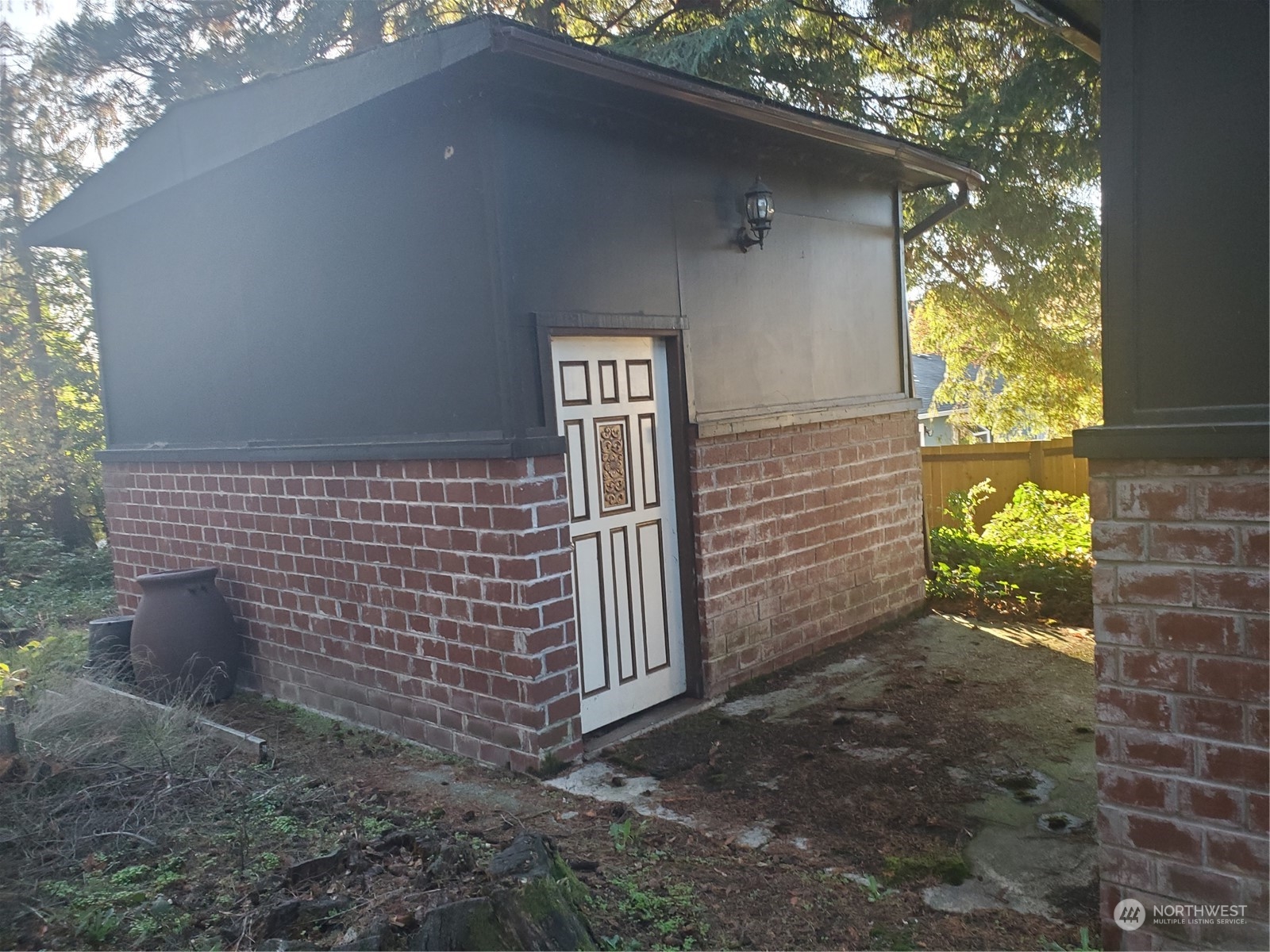 2606 Southwest 340th Place Federal Way, WA 98023 - Photo 27 of 28 a view of a pathway of a house