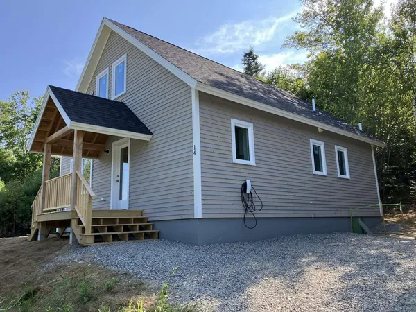$300,000 | 14 Osprey Lane, Searsport, ME 04974