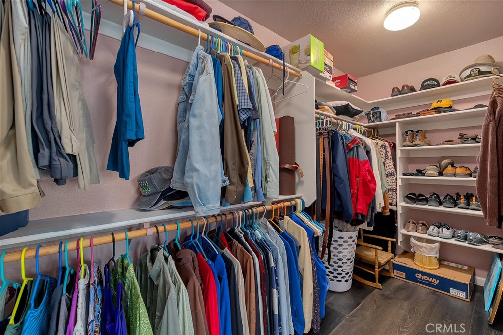 36 Phyllis Court Chico, CA 95928 - Photo 27 of 41 Oversize primary closet
