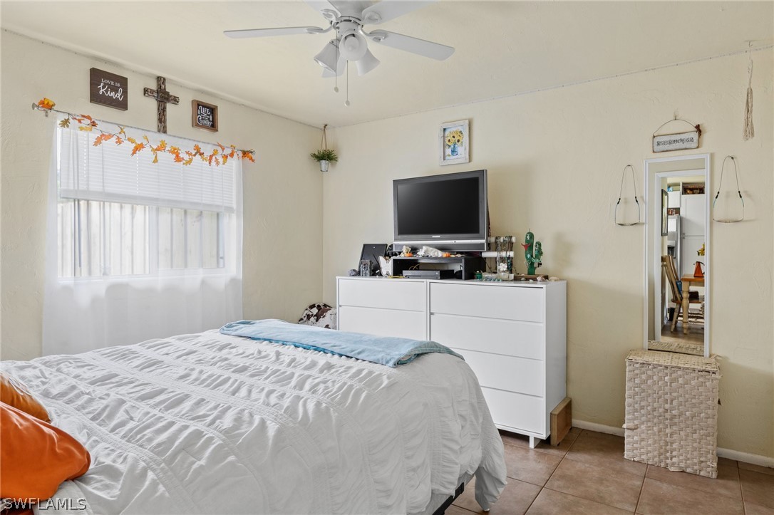 19113-115 Holly Road Fort Myers, FL 33967 - Photo 15 of 17 Gallery Image 15
