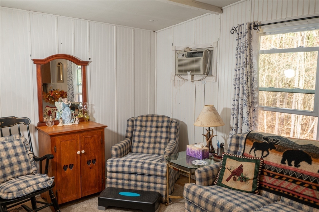 87 Turnpike Road Townsend, MA 01469 - Photo 15 of 29