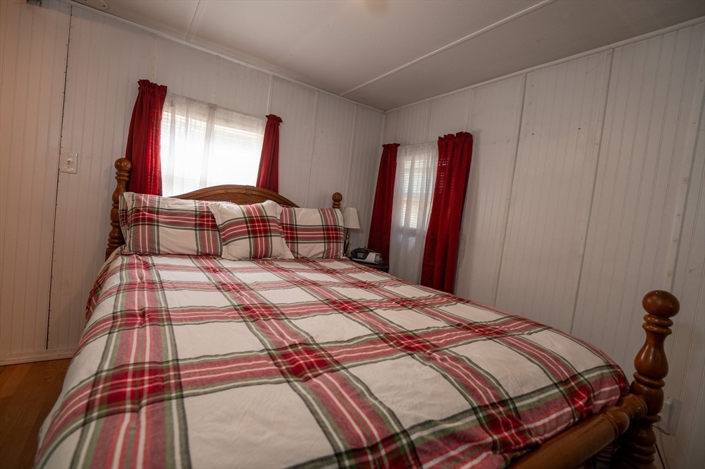 87 Turnpike Road Townsend, MA 01469 - Photo 19 of 29