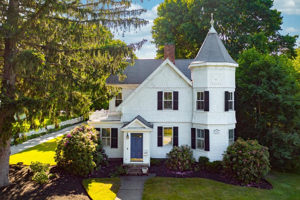 693 Main Street, Hingham, MA 02043 Compass