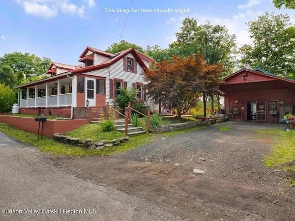$325,000 | 409 Peoples Lane, Saugerties, NY 12477