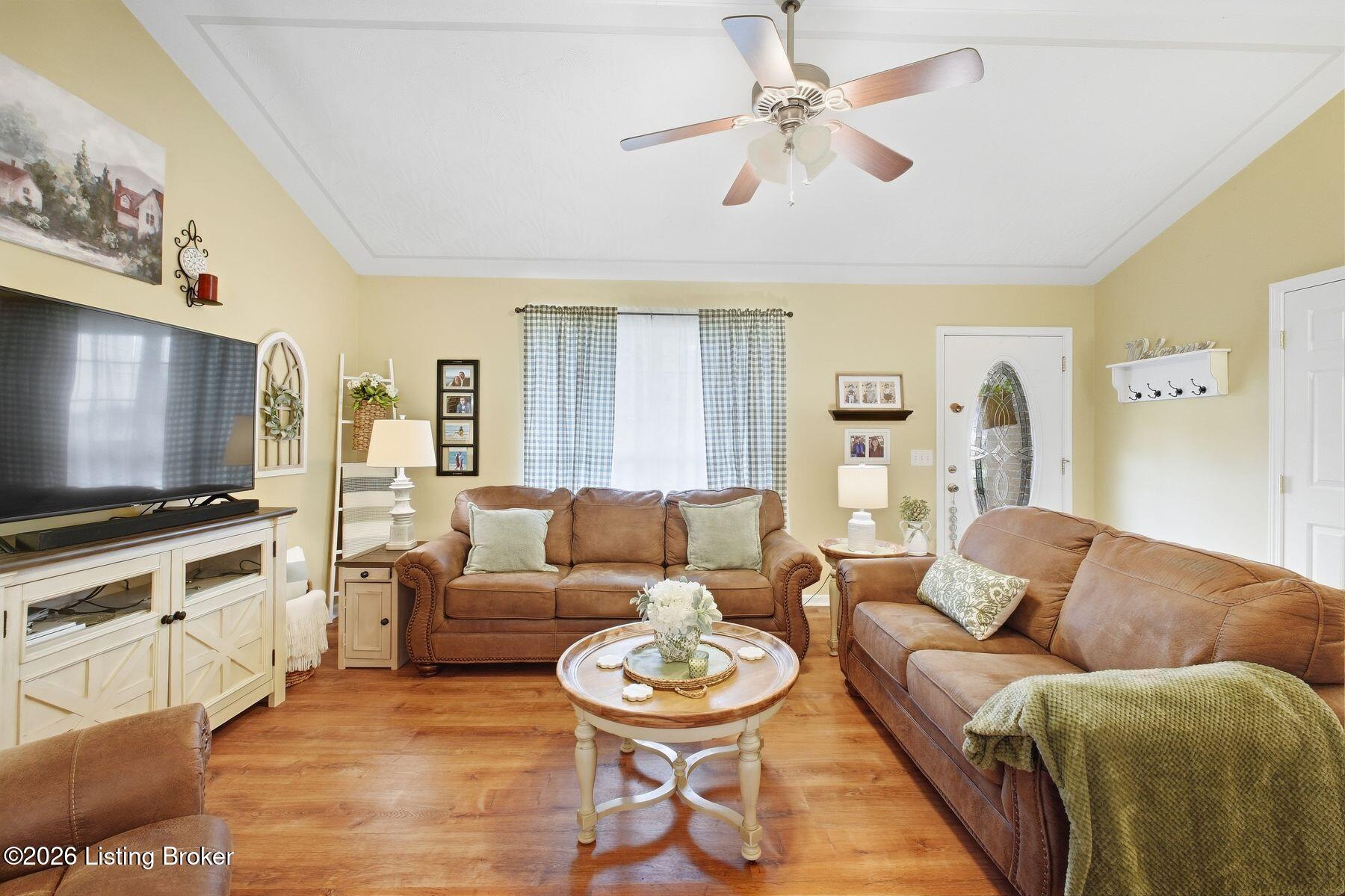 375 Forest Ridge Drive Mount Washington, KY 40047 - Photo 8 of 31 photo_online_007